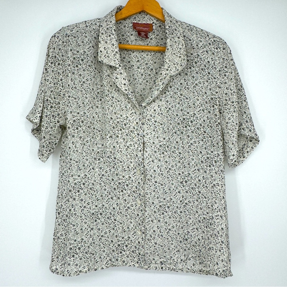 5/$25 Vintage Worthington micro floral button up top